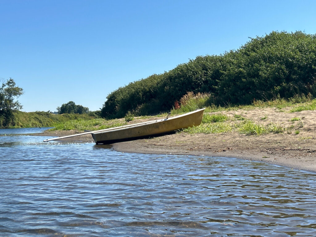 a boat on the water (MyCoast AI)