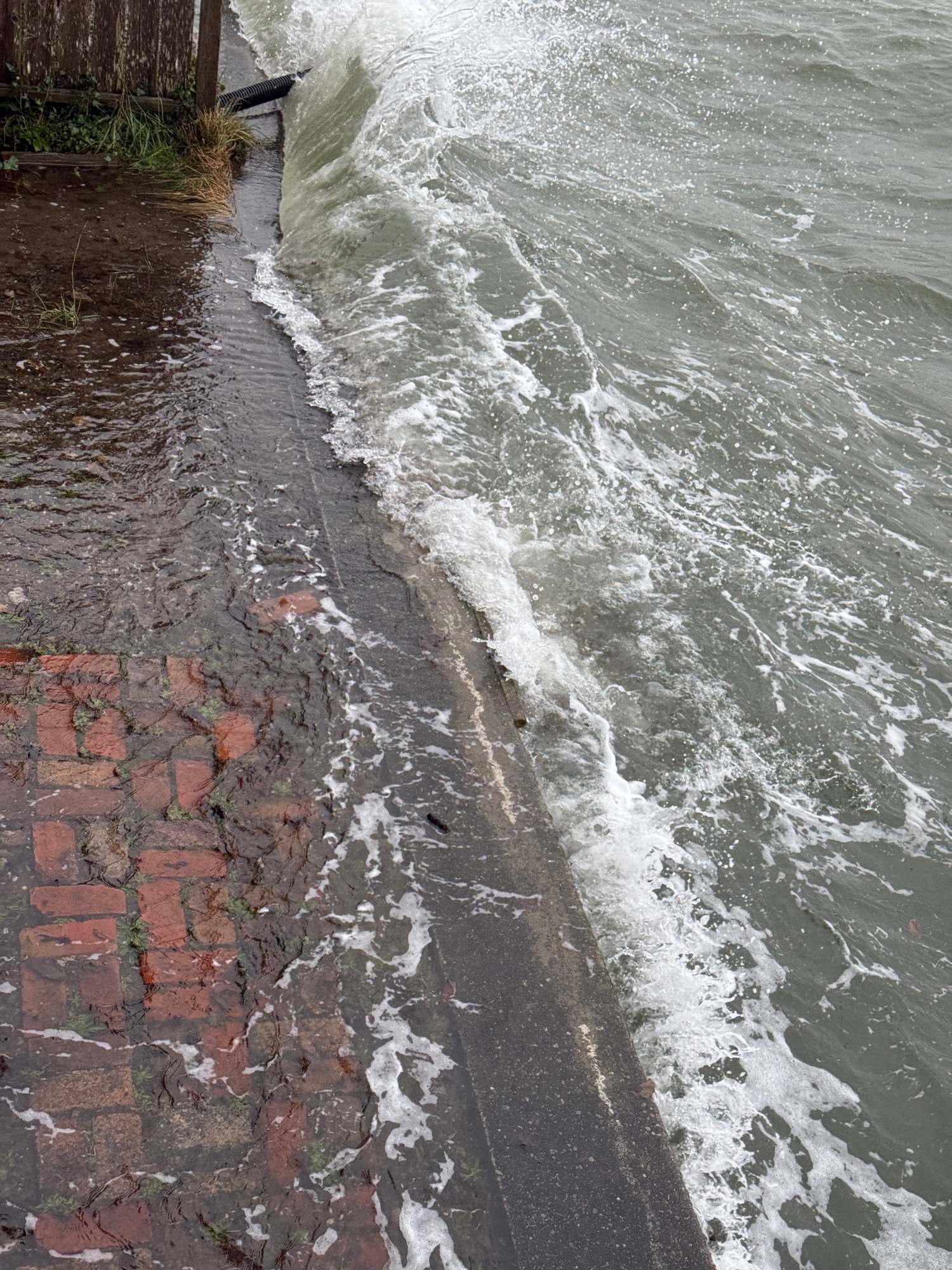 08e91c9dc53d26ffbcca87f829f8a1e68e4dbe79